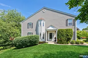 416 Green Mountain Rd, Mahwah, NJ 07430 - Photo 2