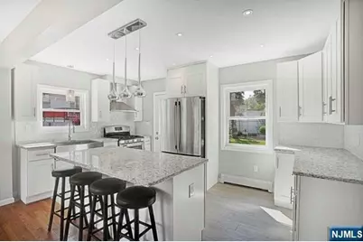 180 Vanderburgh Avenue, Rutherford, NJ 07070 - Photo 10