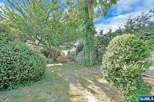 180 Vanderburgh Ave, Rutherford, NJ 07070 - Photo 20