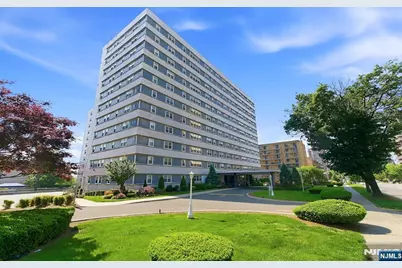 280 Prospect Avenue 8G #8G, Hackensack, NJ 07601 - Photo 2