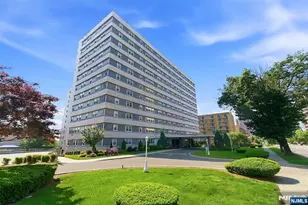 280 Prospect Ave 8G, Hackensack, NJ 07601 - Photo 2