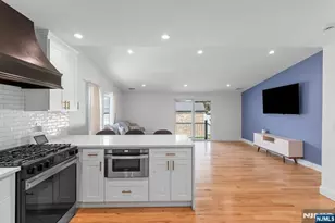 385 Copeland Ave, Lyndhurst Township, NJ 07071 - Photo 18