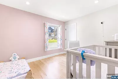 385 Copeland Avenue, Lyndhurst Township, NJ 07071 - Photo 14
