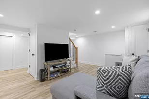 385 Copeland Ave, Lyndhurst Township, NJ 07071 - Photo 34