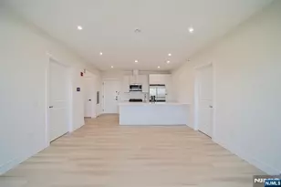 401 E Central Blvd 2A, Palisades Park, NJ 07650 - Photo 6