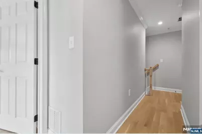 66 Lydia, Guttenberg, NJ 07093 - Photo 16