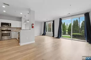 66 Lydia, Guttenberg, NJ 07093 - Photo 4