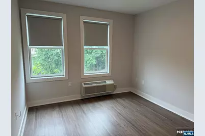1685 Bergen Boulevard 414 #414, Fort Lee, NJ 07024 - Photo 8
