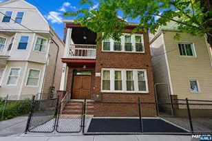 72 Seymour Ave 3rd Floor, Newark, NJ 07108 - Photo 1