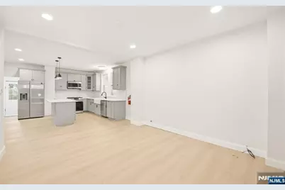 139 51st Street, Bayonne, NJ 07002 - Photo 10
