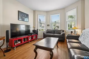 70 Llewellyn Ave, Bloomfield, NJ 07003 - Photo 2