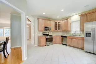 1044 Smith Manor Blvd 23, West Orange Township, NJ 07052 - Photo 12