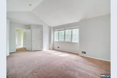 1044 Smith Manor Boulevard 23 #23, West Orange Township, NJ 07052 - Photo 22