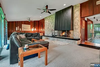 2009 Glen Avenue, Washington Township, NJ 07676 - Photo 6