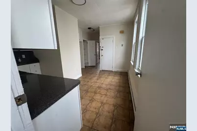 365 Elm Street 1 Right #1 Right, Kearny, NJ 07032 - Photo 18