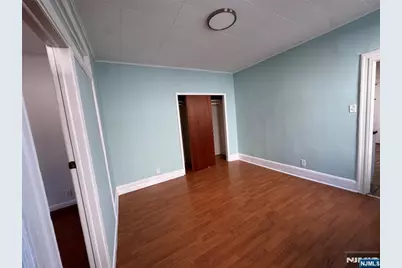 365 Elm Street 1 Right #1 Right, Kearny, NJ 07032 - Photo 8