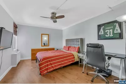 2000 Linwood Avenue 15P #15P, Fort Lee, NJ 07024 - Photo 12