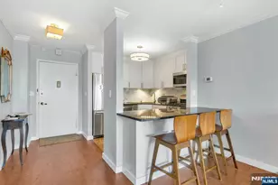 2000 Linwood Ave 15P, Fort Lee, NJ 07024 - Photo 6