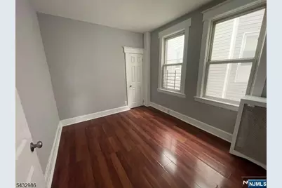 8 Treacy Avenue 2 #2, Newark, NJ 07108 - Photo 4