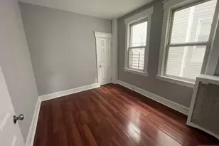 8 Treacy Ave 2, Newark, NJ 07108 - Photo 4