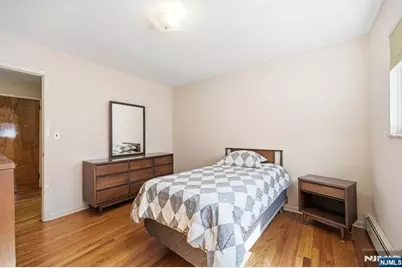 458 Stillwell Avenue, Fort Lee, NJ 07024 - Photo 24