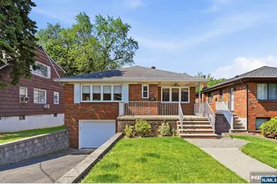 458 Stillwell Avenue, Fort Lee, NJ 07024 - Photo 2