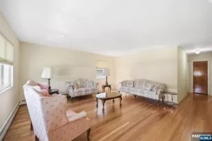 458 Stillwell Ave, Fort Lee, NJ 07024 - Photo 10