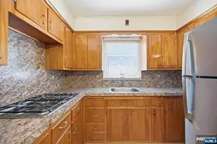 458 Stillwell Ave, Fort Lee, NJ 07024 - Photo 18