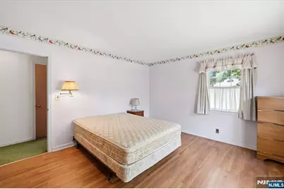252 Saint Nicholas Avenue, Hillsdale, NJ 07642 - Photo 20