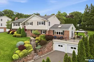 17 Kiowa Terrace, Oakland, NJ 07436 - Photo 1