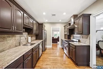 17 Kiowa Terrace, Oakland, NJ 07436 - Photo 10