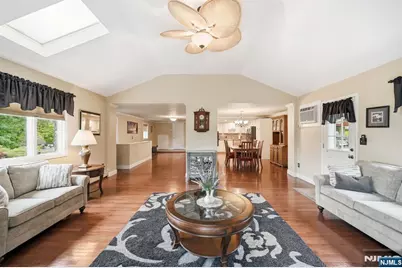 17 Kiowa Terrace, Oakland, NJ 07436 - Photo 34