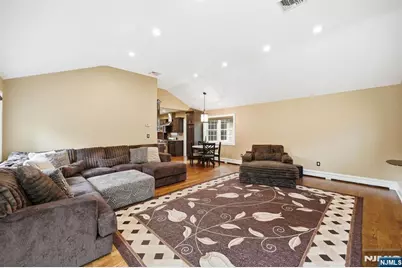17 Kiowa Terrace, Oakland, NJ 07436 - Photo 14