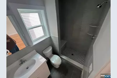 1060 Magnolia Avenue, Elizabeth, NJ 07201 - Photo 16