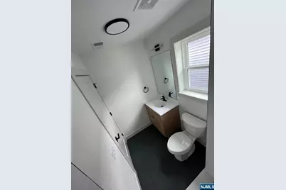 1060 Magnolia Avenue, Elizabeth, NJ 07201 - Photo 20