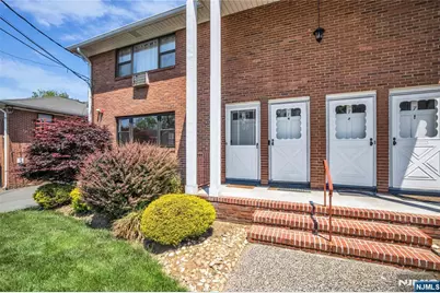 7 Colonial Drive 7L #7L, Little Falls Township, NJ 07424 - Photo 4