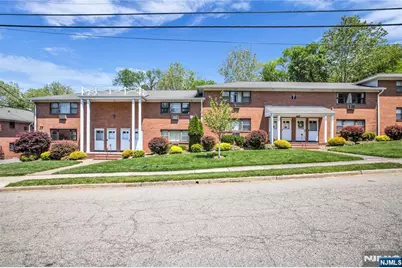 7 Colonial Drive 7L #7L, Little Falls Township, NJ 07424 - Photo 2