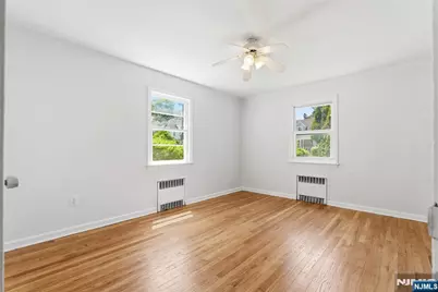 34 Rowland Avenue, Hackensack, NJ 07601 - Photo 12