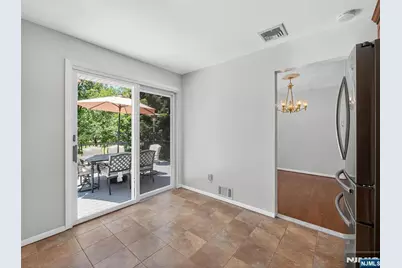 7 Willow Brook Road, Hillsdale, NJ 07642 - Photo 12