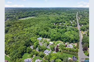 7 Willow Brook Road, Hillsdale, NJ 07642 - Photo 40