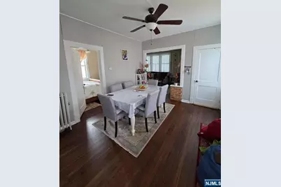 327 7th Street 2nd Floor #2nd floor, Carlstadt, NJ 07072 - Photo 4