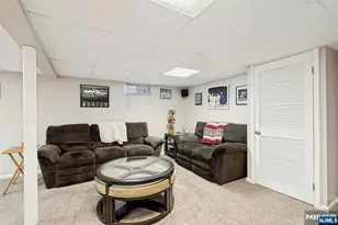 45 W Oldis St, Rochelle Park Township, NJ 07662 - Photo 30
