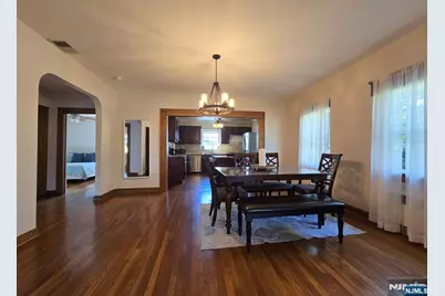 304 Henry Street, Hasbrouck Heights, NJ 07604 - Photo 8