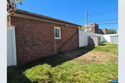 304 Henry Street, Hasbrouck Heights, NJ 07604 - Photo 36