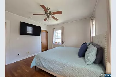304 Henry Street, Hasbrouck Heights, NJ 07604 - Photo 14