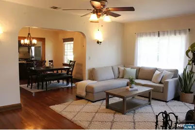 304 Henry Street, Hasbrouck Heights, NJ 07604 - Photo 6