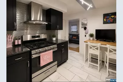183 Terhune Avenue 4 #4, Lodi, NJ 07644 - Photo 2