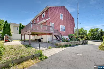 31 Marginal Road, Rutherford, NJ 07070 - Photo 36