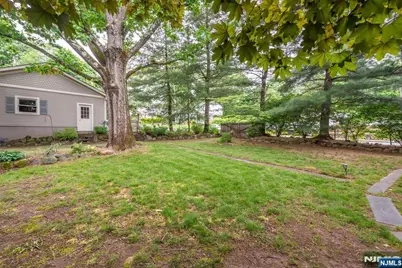 66 Hillside Avenue, Midland Park, NJ 07432 - Photo 36
