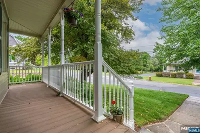 66 Hillside Avenue, Midland Park, NJ 07432 - Photo 4